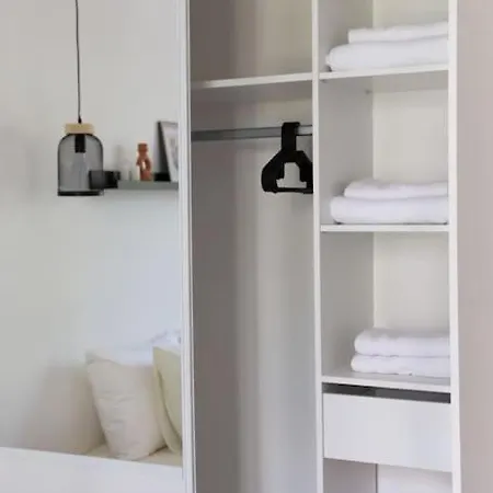 Apartment T2 Parisien- 1 Min A Pied Du Metro Ligne 13 & 14 Paris
